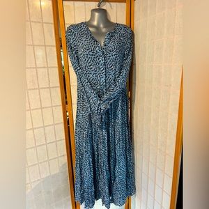 🔥SALE! Zara Long Sleeve Button Neck Dress